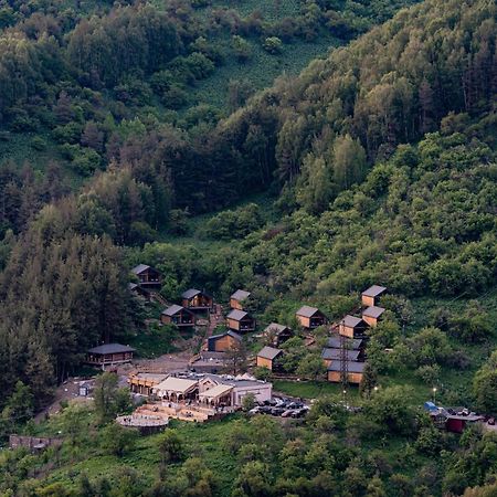 Qazaq Auyl Eco Hotel Ałma Ata Zewnętrze zdjęcie