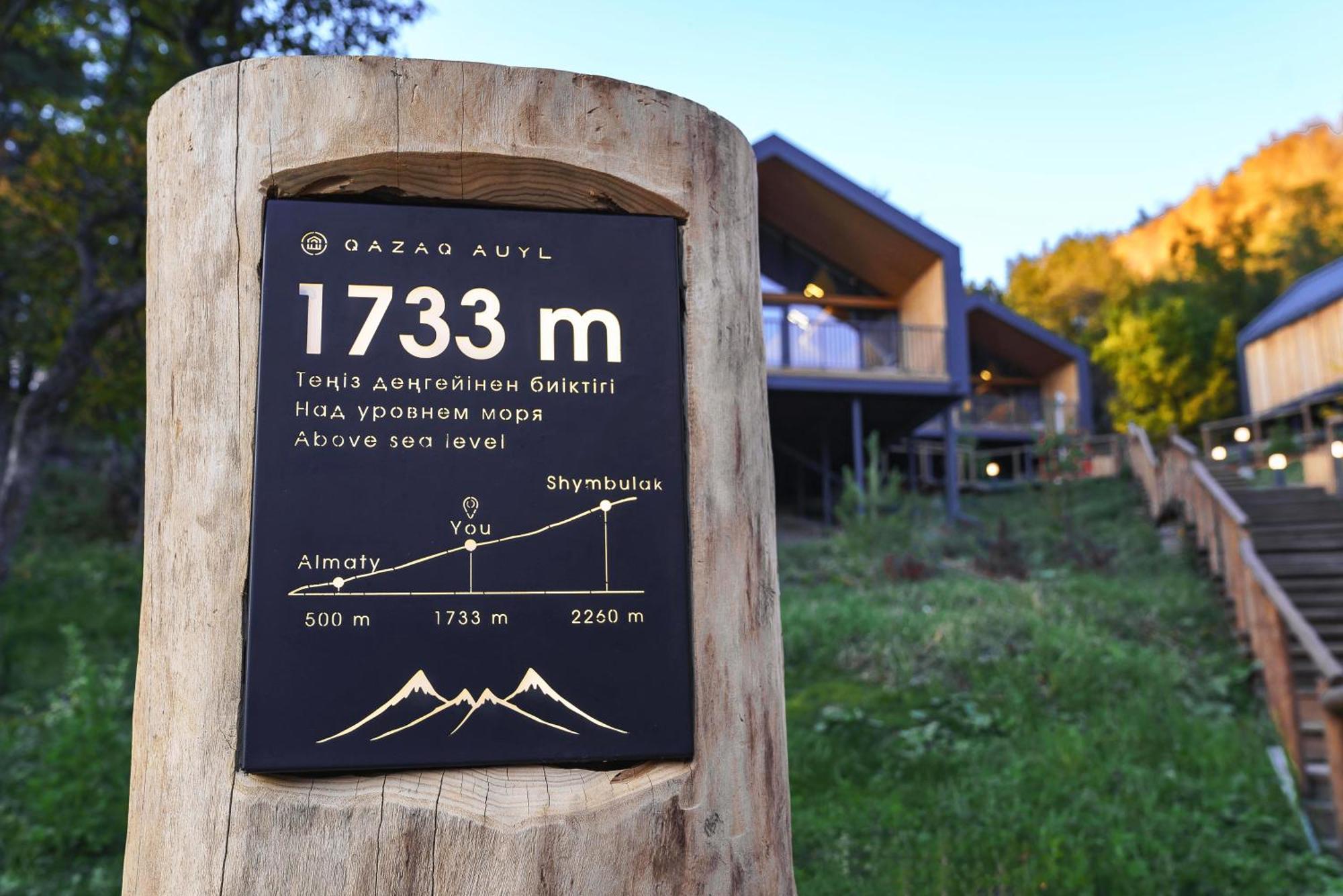 Qazaq Auyl Eco Hotel Ałma Ata Zewnętrze zdjęcie